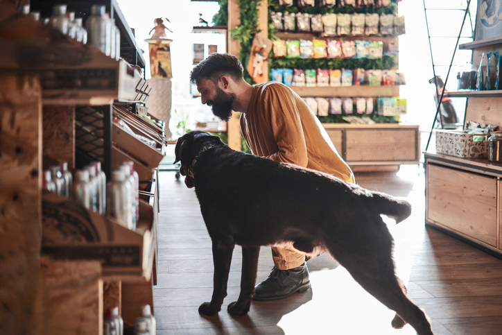 An Expert Guide to Finding Pet-Friendly Stores