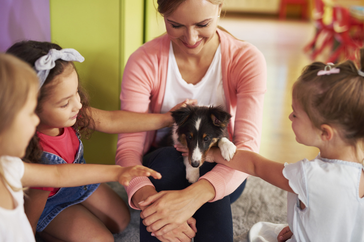 Pets in the Classroom: The Educational Benefits of Animal-Assisted Learning